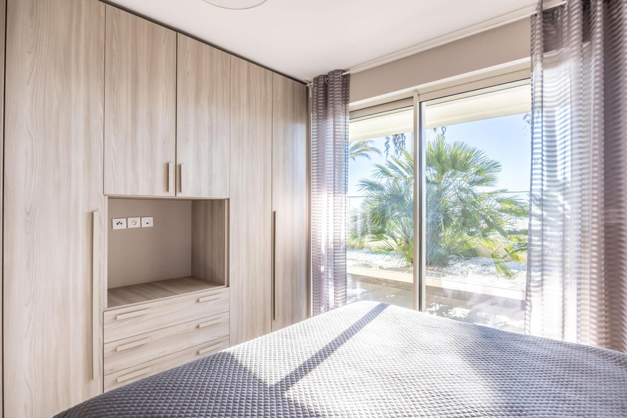 Le Midi 8 By Estates Канны Экстерьер фото